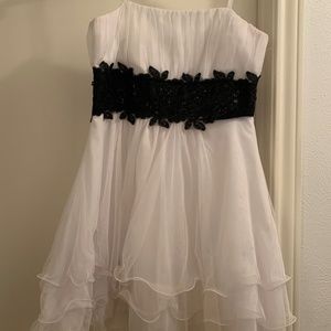 Starbox Black and White Cocktail Dress